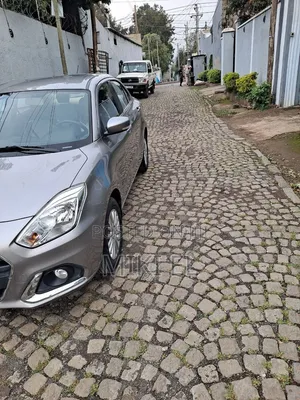 Suzuki Dzire 2022 Gray