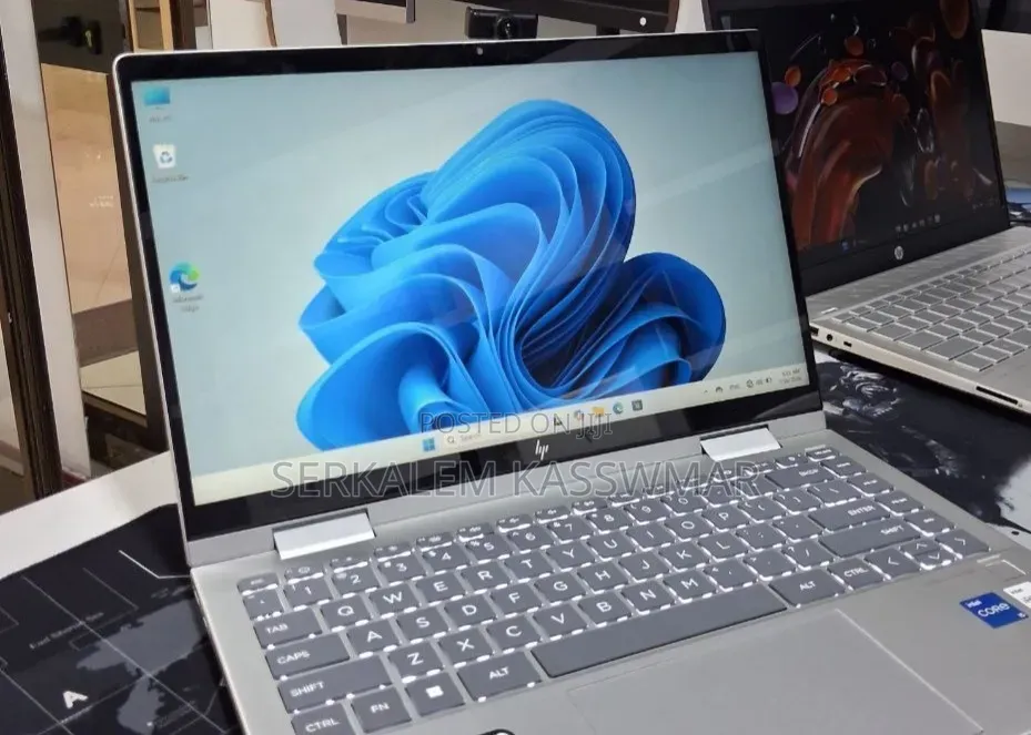 New Laptop HP Envy x360 8GB Intel Core i5 SSD 512GB