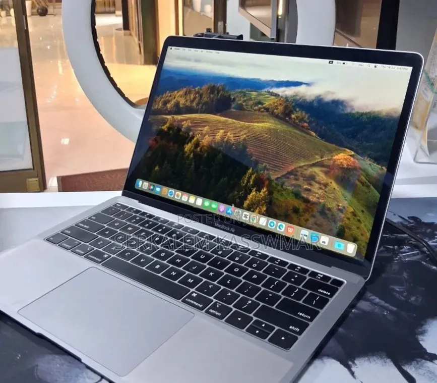 New Laptop Apple MacBook Air 2019 8GB Intel Core i5 SSD 128GB