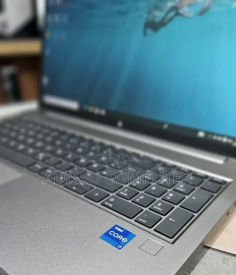 New Laptop HP Pavilion 15 16GB Intel Core i7 SSD 1T