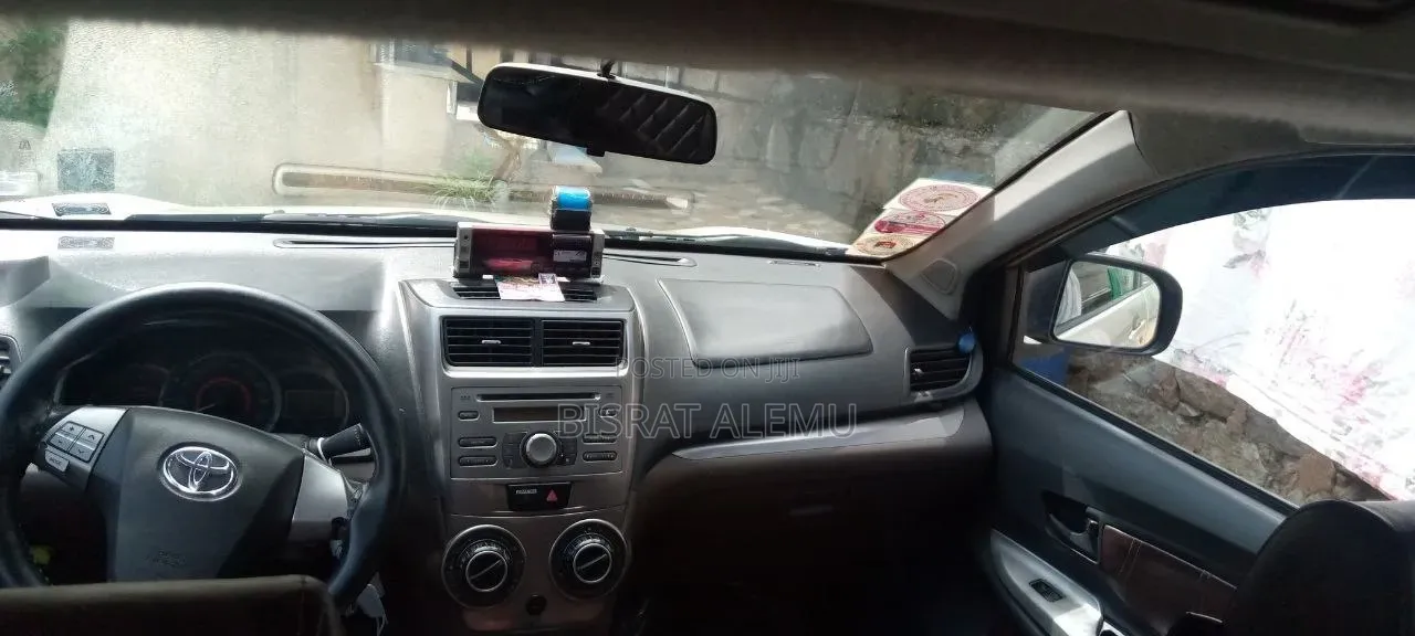 Toyota Avanza 2016 Silver