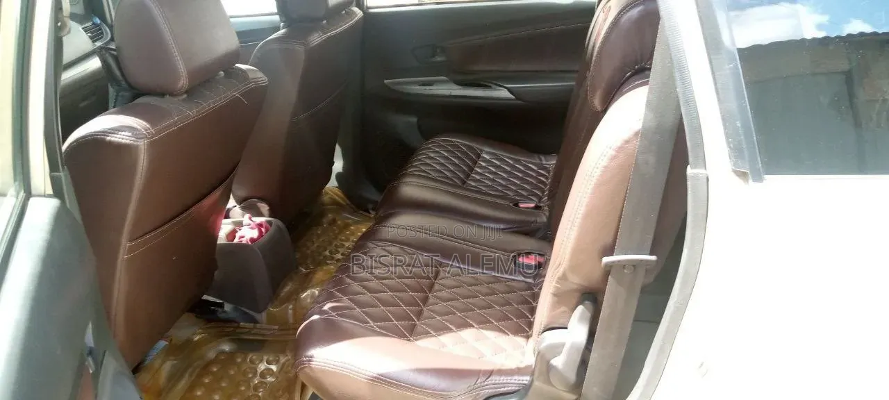 Toyota Avanza 2016 Silver