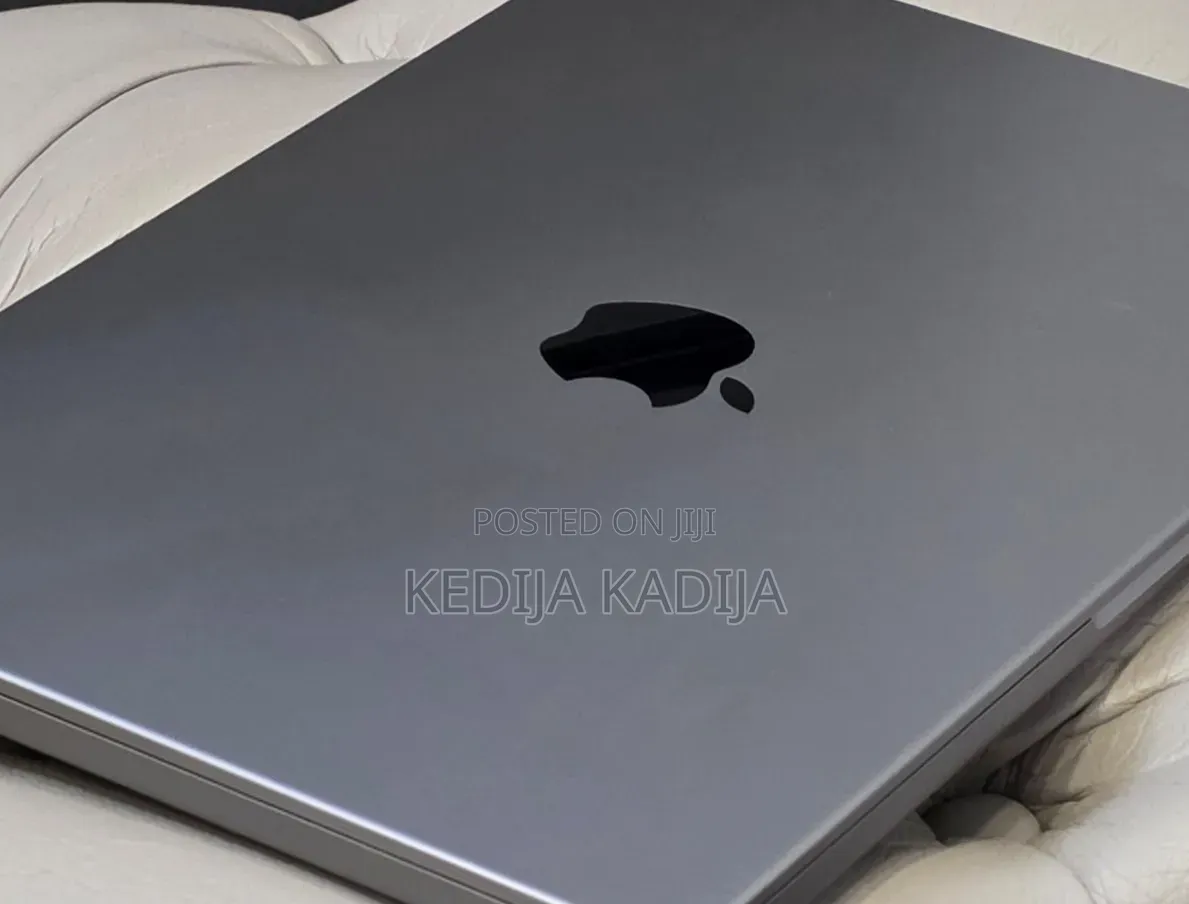 New Laptop Apple MacBook Pro 2021 M1 32GB Apple M1 Pro SSD 512GB