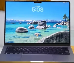 New Laptop Apple MacBook Pro 2021 M1 32GB Apple M1 Pro SSD 512GB