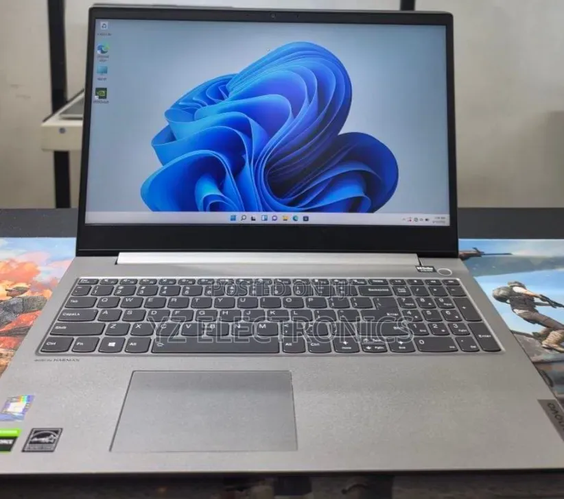 New Laptop Lenovo ThinkPad Yoga 16GB Intel Core i5 SSD 512GB