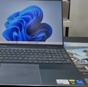 New Laptop Dell Inspiron 15 16GB Intel Core i7 SSD 512GB
