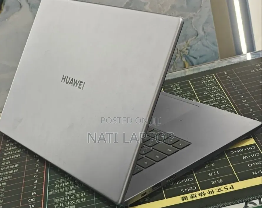 New Laptop Huawei 8GB Intel Core i3 SSD 256GB