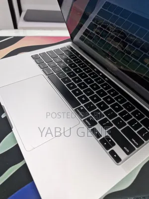 New Laptop Apple MacBook Pro 2022 M2 8GB Apple M2 SSD 256GB