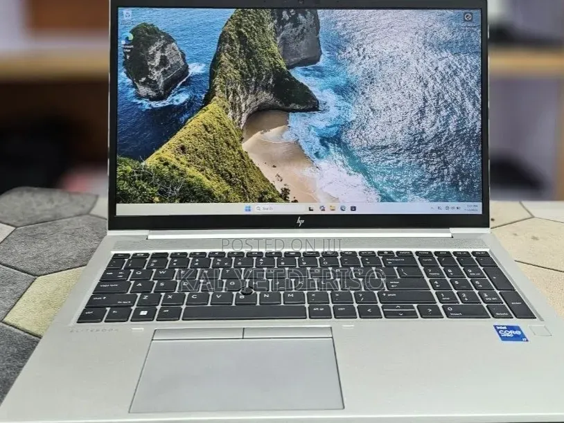 New Laptop HP EliteBook 850 G8 16GB Intel Core i7 SSD 512GB