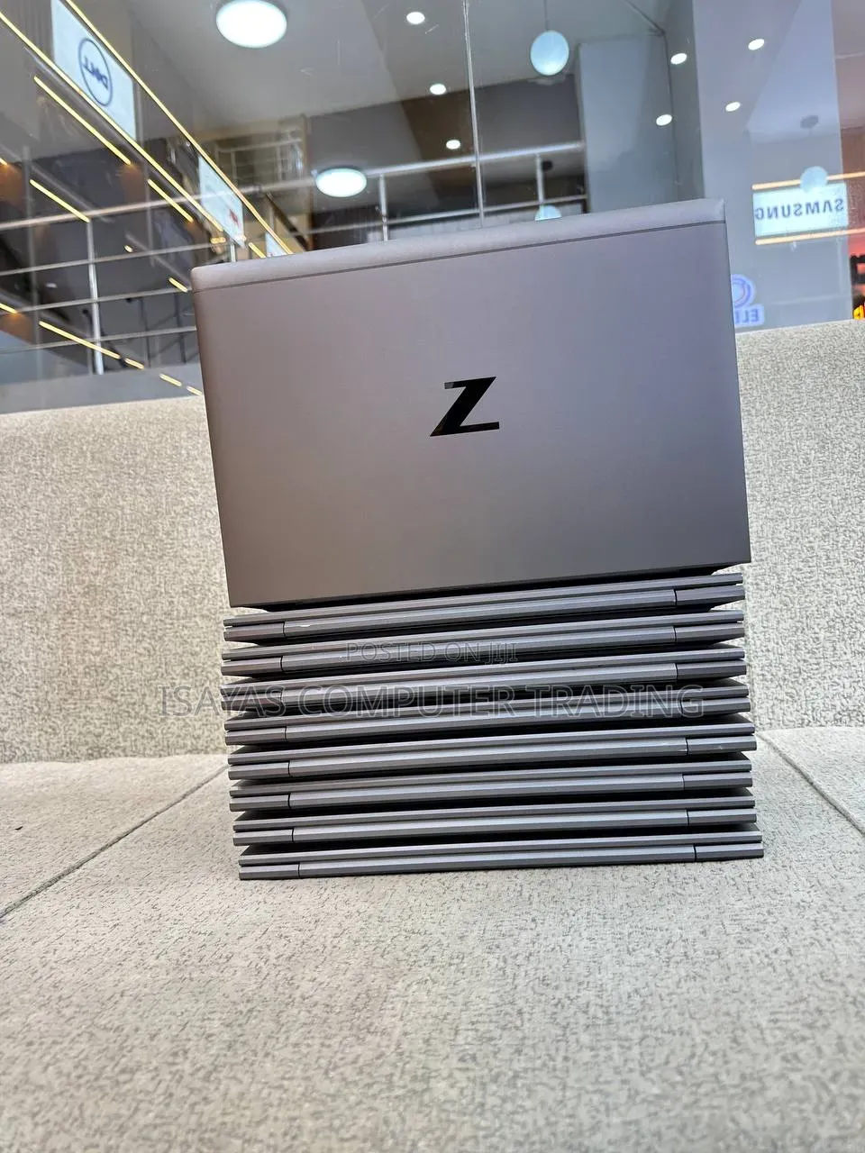 New Laptop HP ZBook Studio G8 16GB Intel Core i7 SSD 512GB