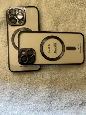 2 in 1 iPhone Case and Camera Protector With MagSafe.
