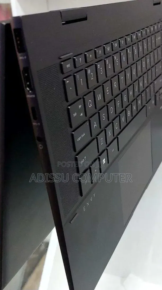 New Laptop Lenovo ThinkPad X1 Yoga 32GB Intel Core i7 SSD 512GB