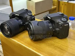 Canon 90D With 18-135mm Usm Lens