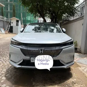 Honda CR-V e:FCEV 2025 White