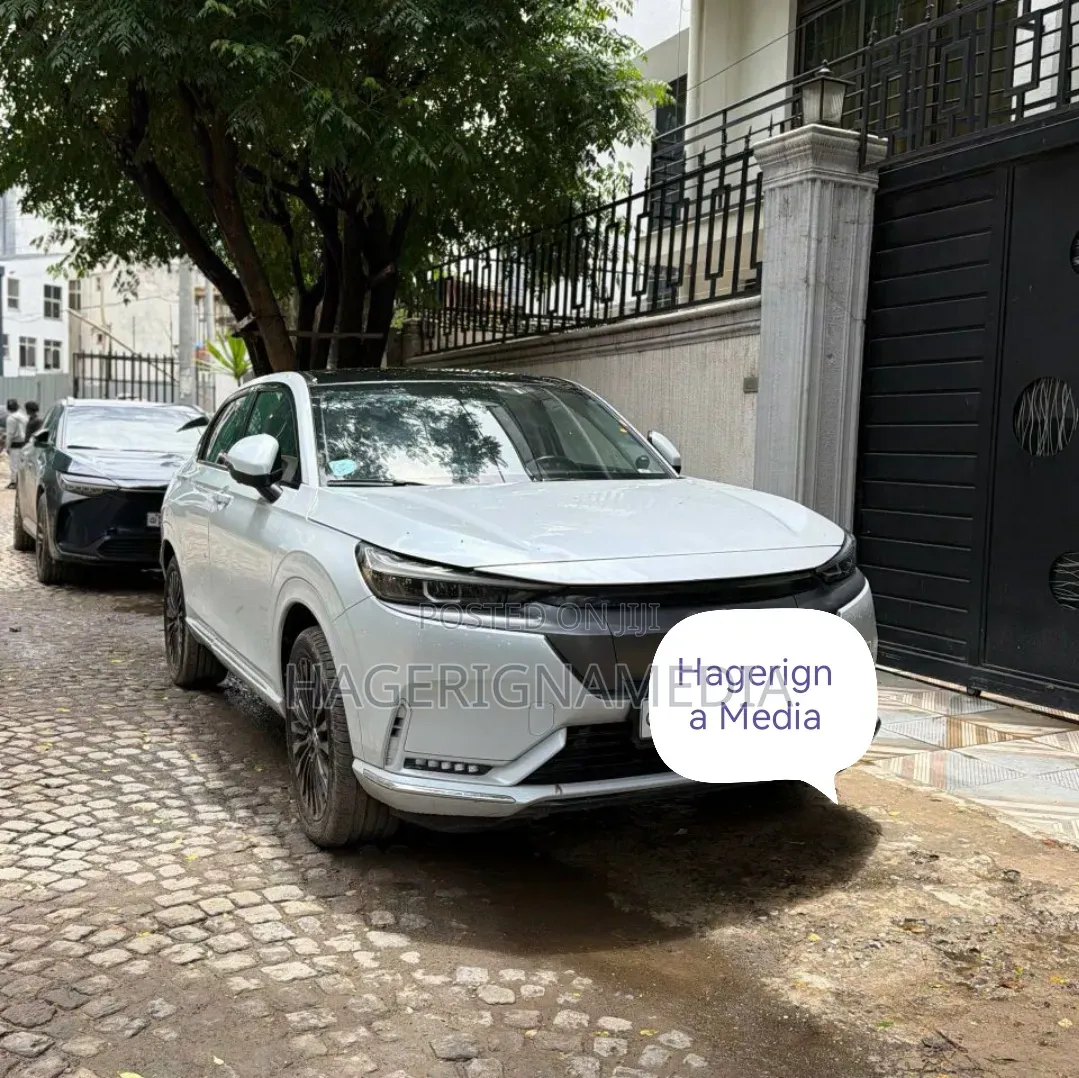 Honda CR-V e:FCEV 2025 White