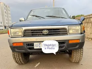 Toyota Hilux Surf 1992 Blue