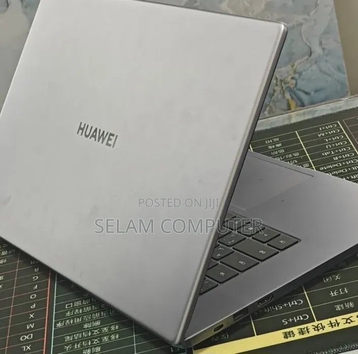 New Laptop Huawei 8GB Intel Core i3 SSD 256GB