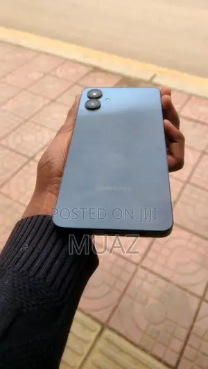 Samsung Galaxy A06 64 GB Blue