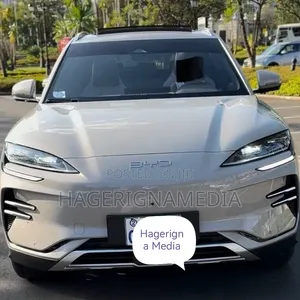 BYD Song Plus 2025 White