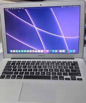 New Laptop Apple MacBook 2015 8GB Intel Core i5 SSD 256GB