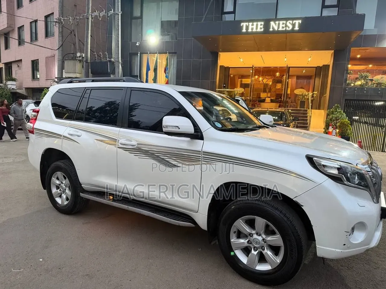 Toyota Land Cruiser 2018 White