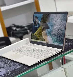 New Laptop HP Pavilion 15 8GB Intel Core i5 SSD 512GB