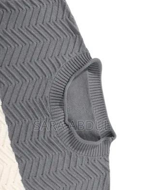 Shein Mens Jumper Size Medium on Hand