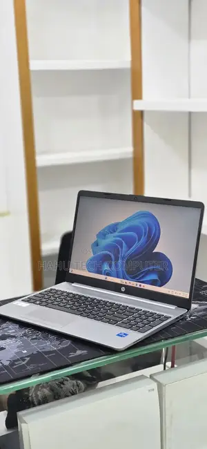 New Laptop HP Stream Notebook 8GB Intel Core i5 SSD 512GB
