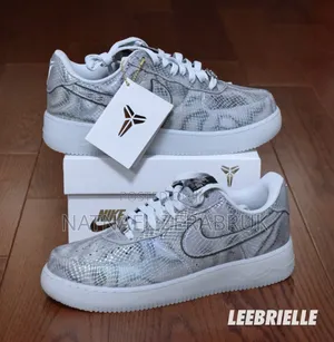 Nike Air Force