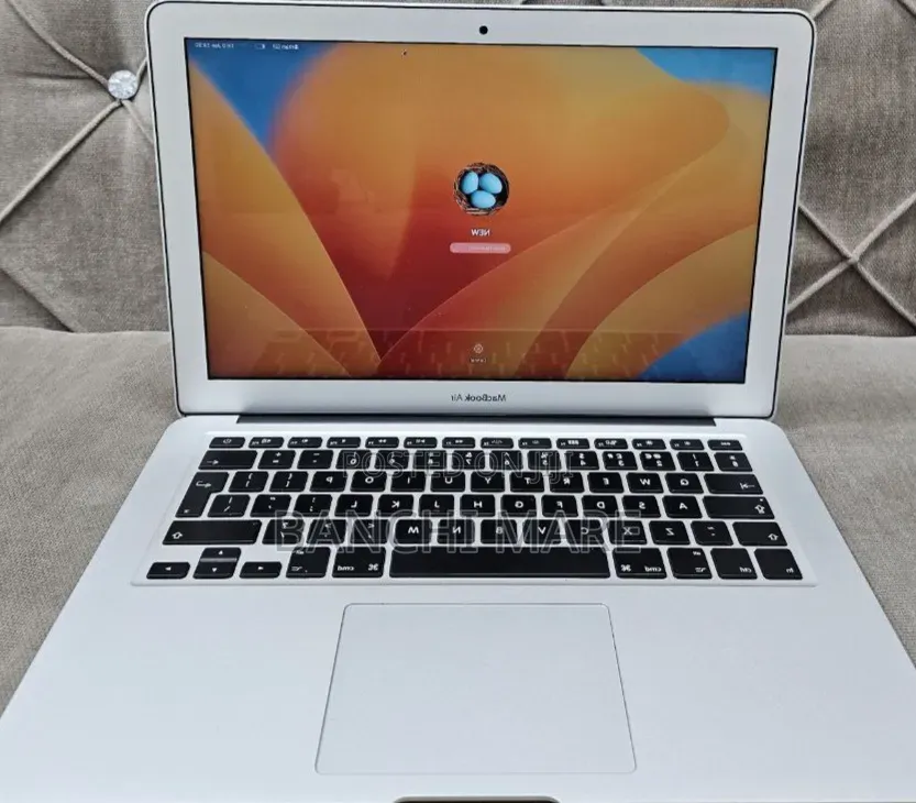 New Laptop Apple MacBook Air 2013 4GB Intel Core i5 SSD 256GB