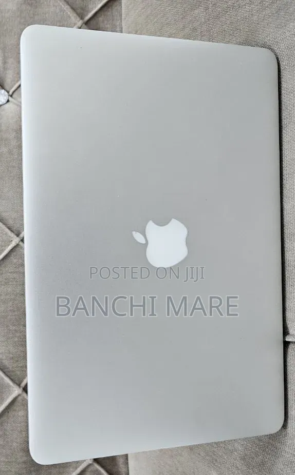 New Laptop Apple MacBook Pro 2015 8GB Intel Core i5 SSD 128GB