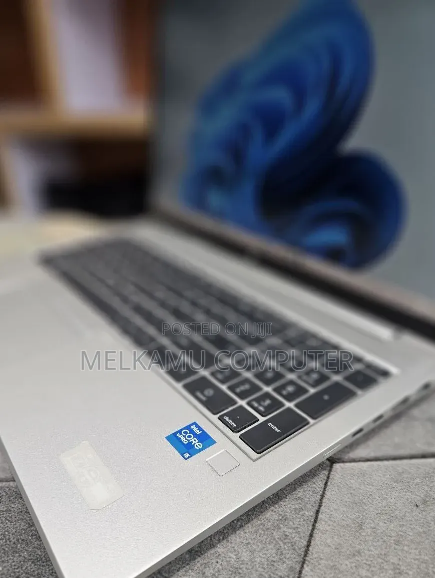 New Laptop HP EliteBook 850 G8 16GB Intel Core i5 SSD 512GB