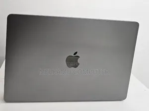 New Laptop Apple MacBook Air 2024 M3 8GB Apple M3 SSD 512GB