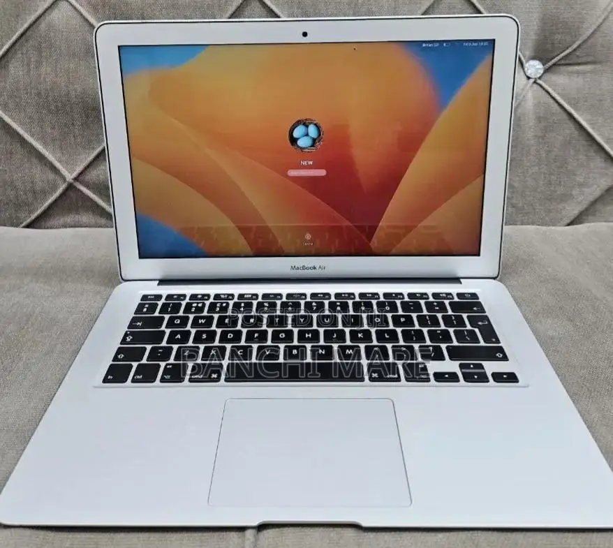 New Laptop Apple MacBook Air 2013 4GB Intel Core i5 SSD 256GB