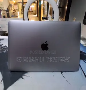 New Laptop Apple MacBook Air 2019 8GB Intel Core i5 SSD 128GB