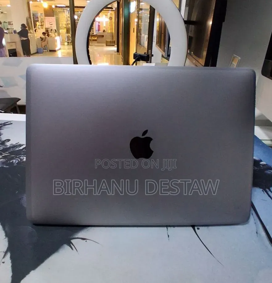 New Laptop Apple MacBook Air 2019 8GB Intel Core i5 SSD 128GB