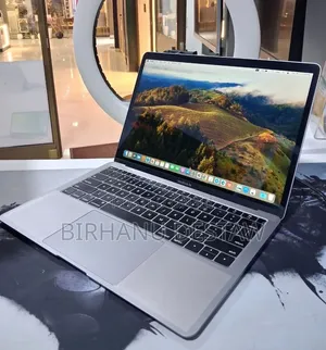 New Laptop Apple MacBook Air 2019 8GB Intel Core i5 SSD 128GB