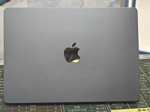 New Laptop Apple MacBook Air 2022 M2 8GB Apple M2 SSD 512GB