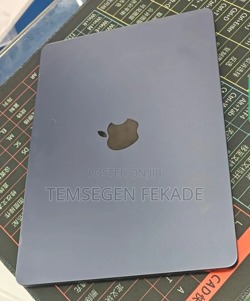 New Laptop Apple MacBook Air 2022 M2 8GB Apple M2 SSD 512GB