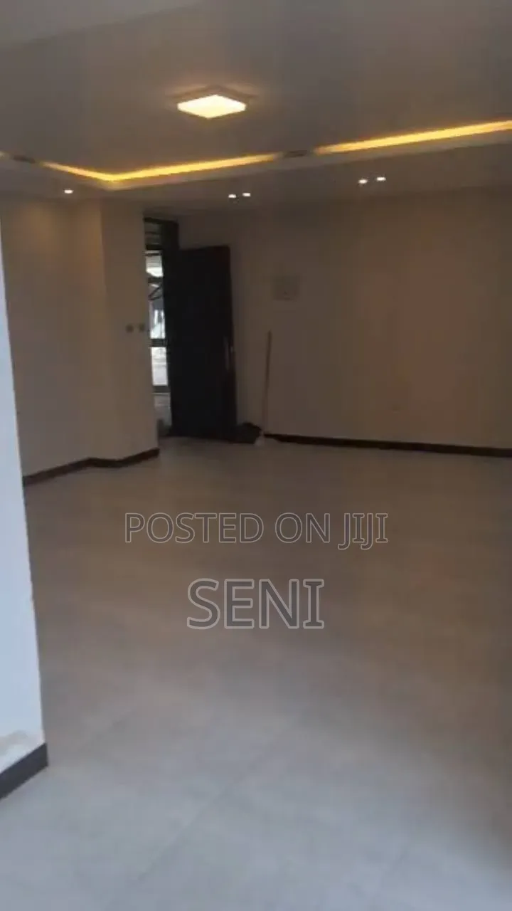 Furnished 2bdrm Condo in ሳይት 2, Bole for sale