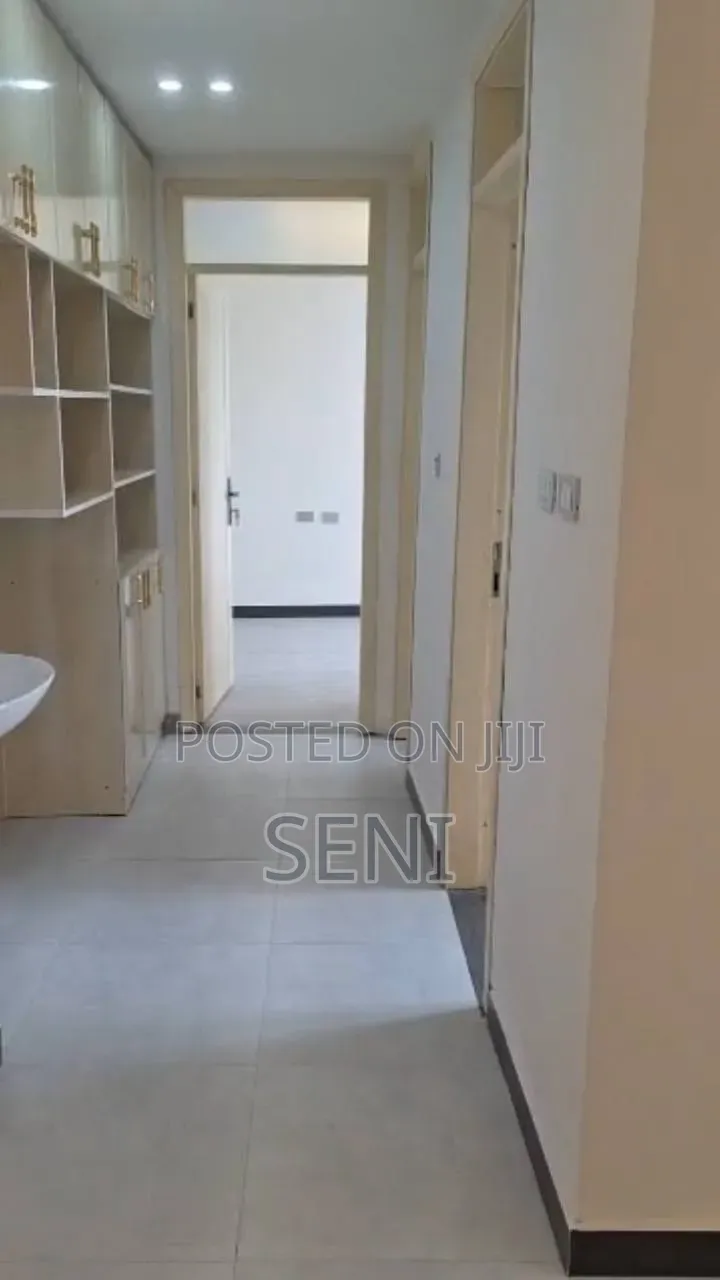 Furnished 2bdrm Condo in ሳይት 2, Bole for sale