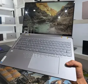 New Laptop Lenovo Yoga 2 16GB AMD Ryzen 7 SSD 512GB