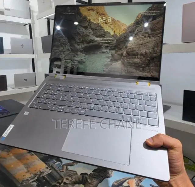 New Laptop Lenovo Yoga 2 16GB AMD Ryzen 7 SSD 512GB