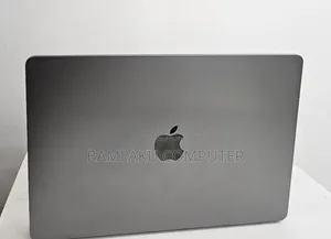 New Laptop Apple MacBook Air 2024 M3 8GB Apple M3 SSD 512GB