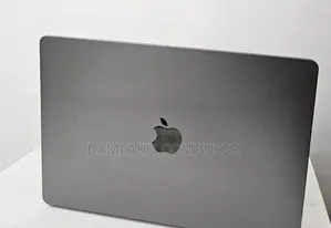 New Laptop Apple MacBook Air 2024 M3 8GB Apple M3 SSD 512GB