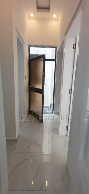 2bdrm House in Clean Properties, Bole for rent