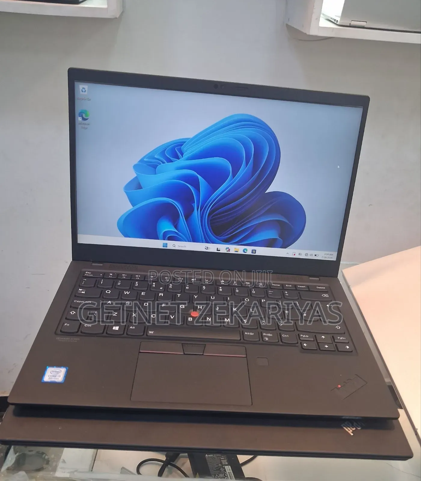 New Laptop Lenovo ThinkPad X1 Carbon 16GB Intel Core i5 SSD 512GB