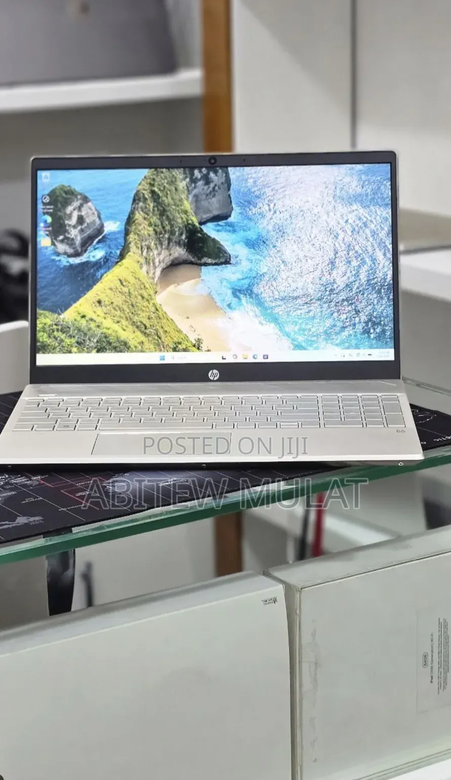 New Laptop HP Pavilion 15 8GB Intel Core i5 SSD 512GB