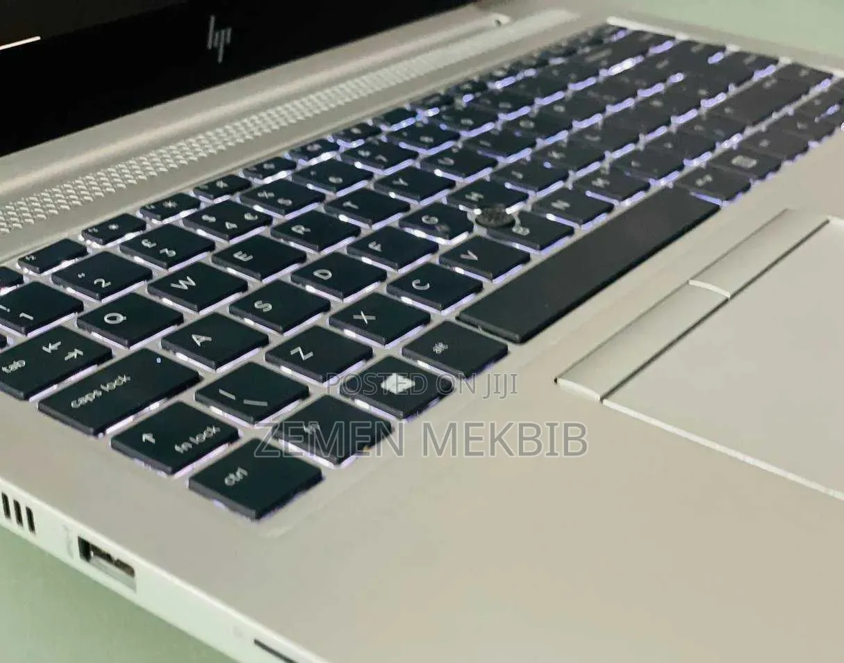 New Laptop HP EliteBook 840 G5 16GB Intel Core i5 SSD 512GB
