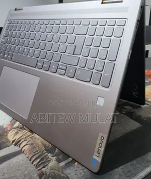New Laptop Lenovo Yoga 7i 16GB AMD Ryzen 7 SSD 512GB